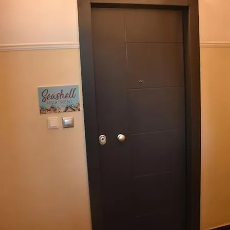Apartament Seashell -near The